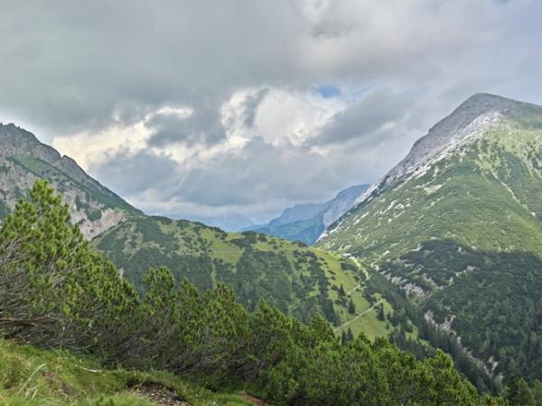 Solsteinhaus mit Solstein.