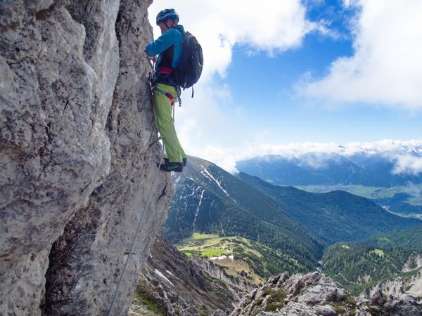 Am Klettersteig des Westgratturmes: